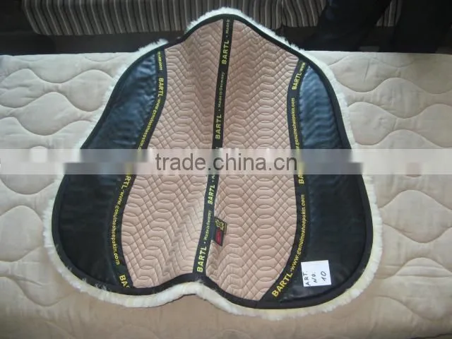 Horse Saddle Pad High-end Sheepskin Wool Durable Horse Equipment
