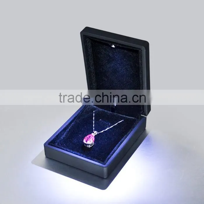 fashion wooden white led light jewelry ring box
