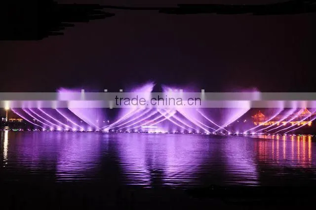 Large Dancing Outdoor Water Floating fountain in the lake