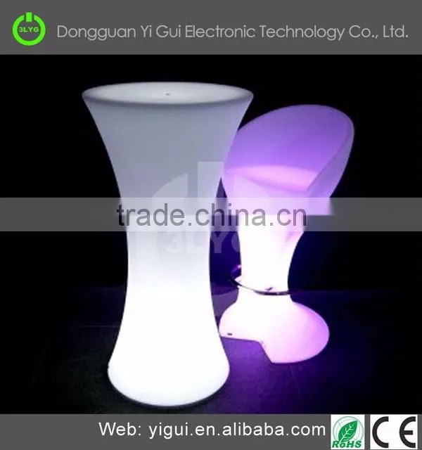 wedding event dining using led light up cube table with glass