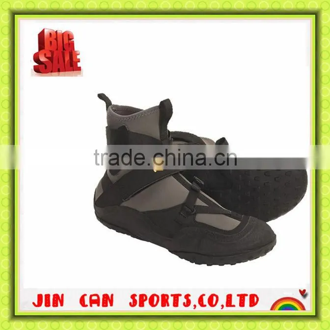 New style top quality nice design neoprene shoes surf