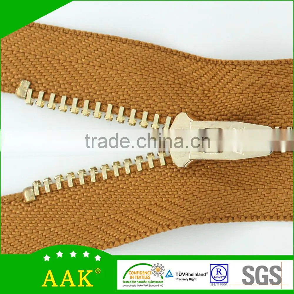 Metal zipper manufacturer 4#light gold close end with 4YG slider