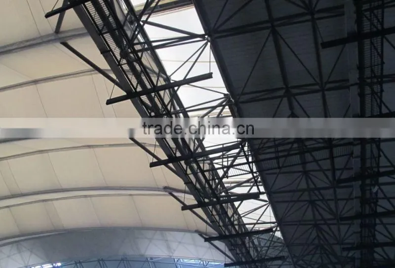 Economical long span steel truss stadium