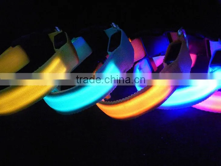 Pet Products 8 Fashion Color 3 Flashing Mode Dog Luminous Collar