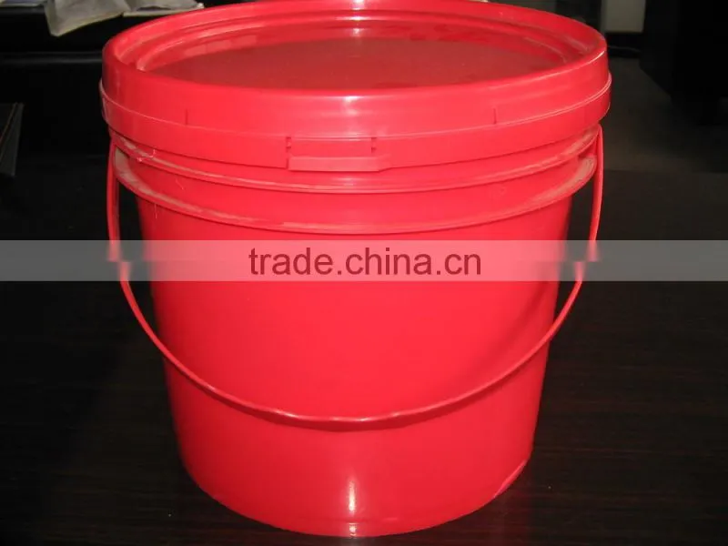 5L plastic pail with lid