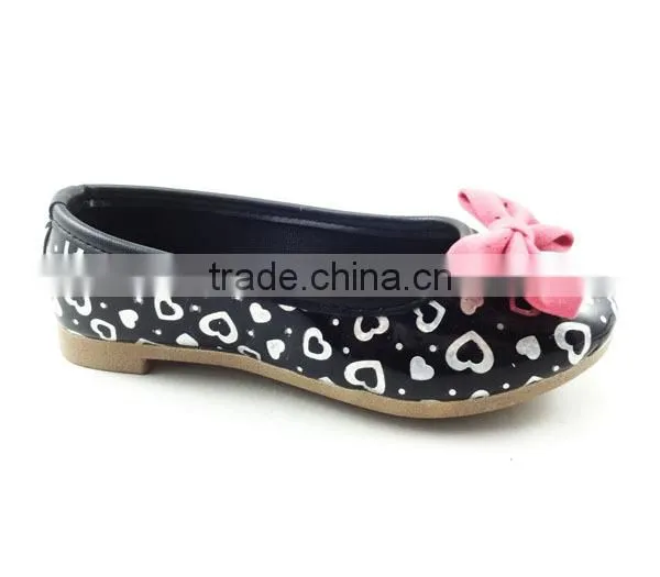 2016 Spring and Autumn Ladies driving dress shoes Flat heel shoes with flowers