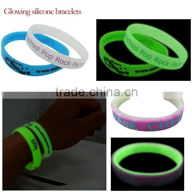 Wholesale promotion dark cheap silicone reflective wristband