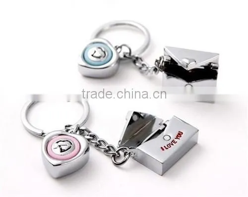 Fashion custom engraved couple heart keychain