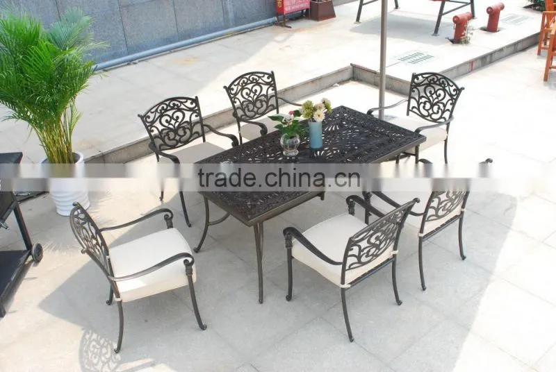 Hot Selling Fashionable Fast Aluminum Patio Furniture in Outdoor Garden