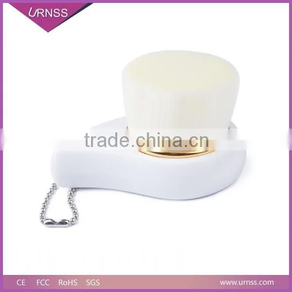 Plastic Handle Nylon Bristle Cleansing Brush