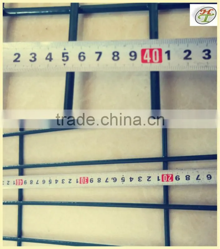 RAL6005 powder coated 5mm wire welded 4 bending mesh panels 2.5x1.63m 50x200mm aperture sqaure post fencing