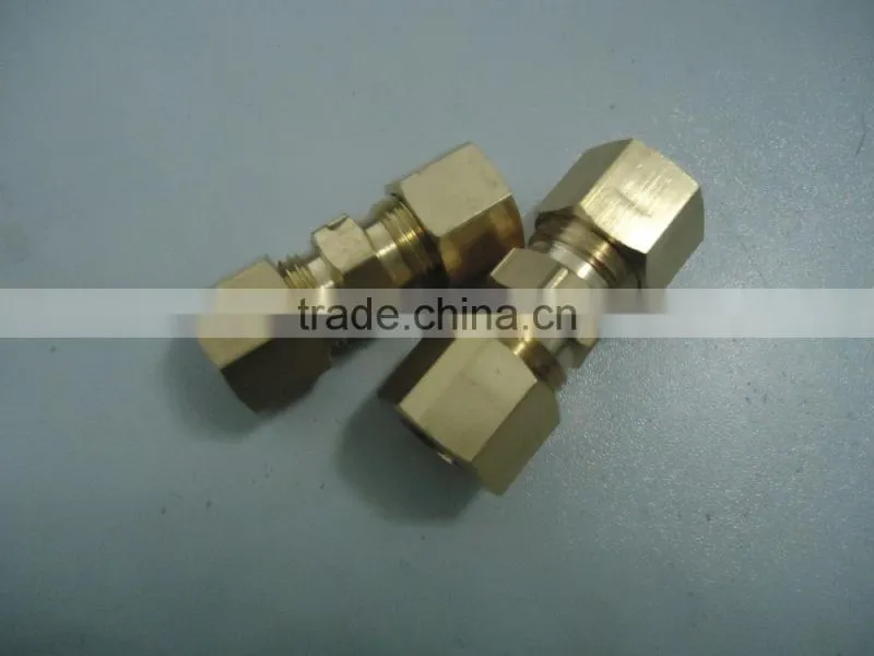 brass two ferrule tube fitting , consists of three parts: body, cutting ring and nut.