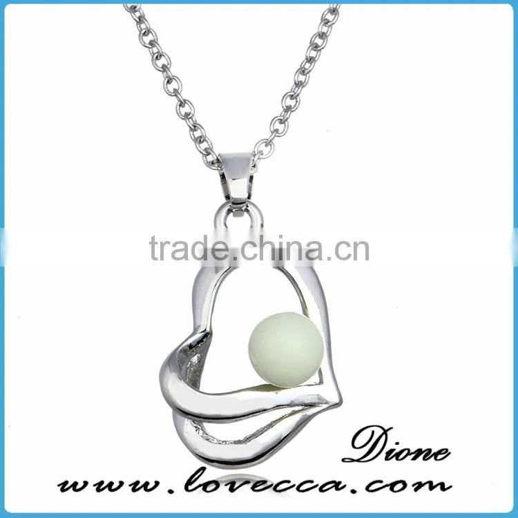 Plated noctilucent necklace pendant women heart shape glow dark necklace