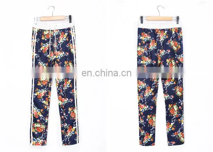 2015 Fancy Flower Printing Ladies Suite for Sale Women Suits
