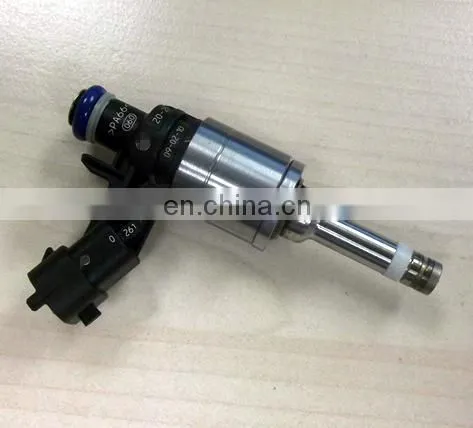 High Quality Fuel Injector/Nozzle 261500055