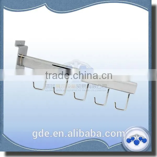 Metal chrome slat wall 5-hook faceout