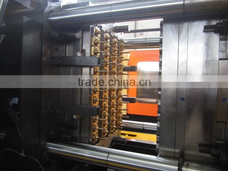 Automatic Pet Bottle Preform Injection Blow Molding Machine