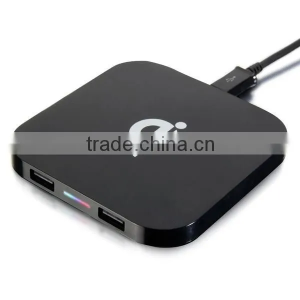 Portable Q8 QI Wireless Charger 2 USB Port Moblie Phone Charging Pad For iPhone Samsung HTC
