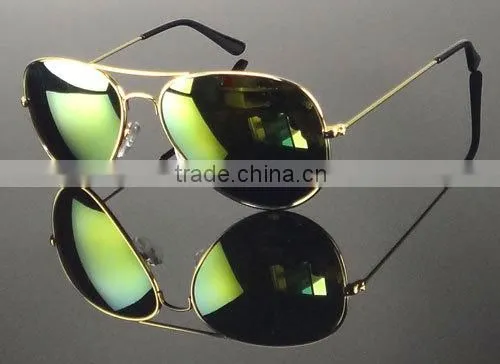 Sunglasses for Men and Women - classic style