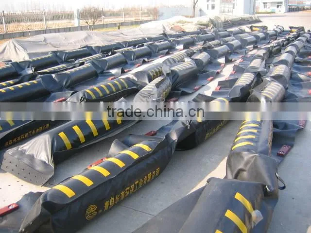 Solid floating rubber boom