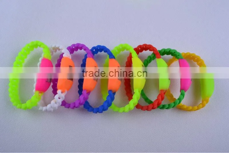 New sports silicone watch led watch trendy digital twist watch