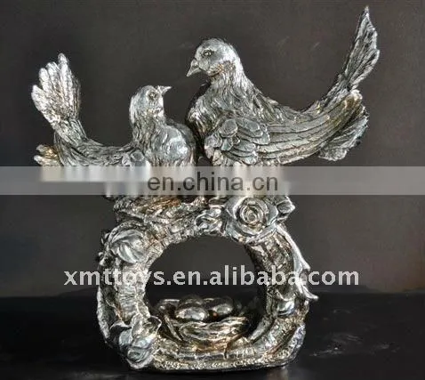 2011 crystal or metal craft suitable for home or office decor