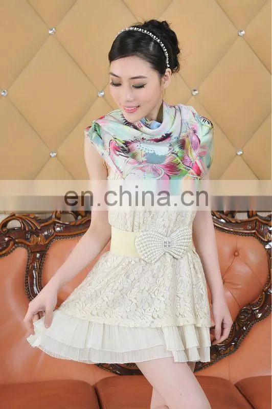 Fashion Digital Printing Square Silk Shawl