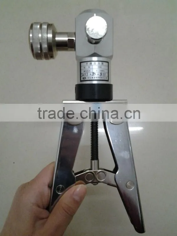 Piston dead weight pressure tester