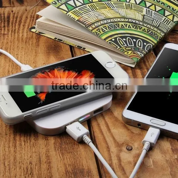 Portable Q8 QI Wireless Charger 2 USB Port Moblie Phone Charging Pad For iPhone Samsung HTC