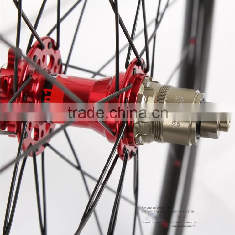 T700 Rim Mountain Wheelset / Clincher Wheelset in Carbon Wheelset China