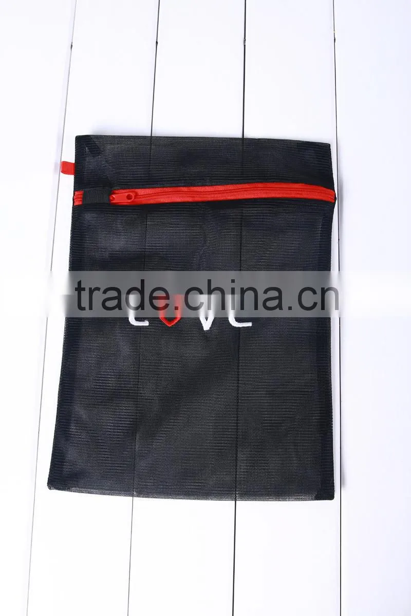 YIWU RODA 100% Polyester durable black embroidery foldable washing bag