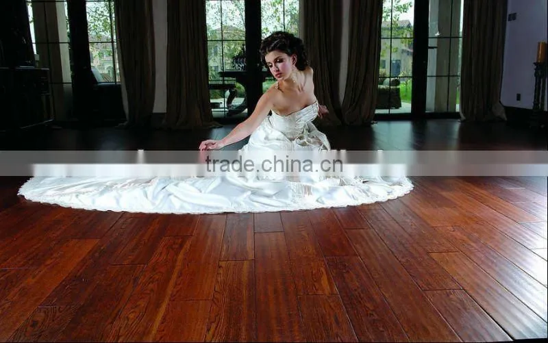 Three-layer Red Oak & White Oak engineered wood flooring