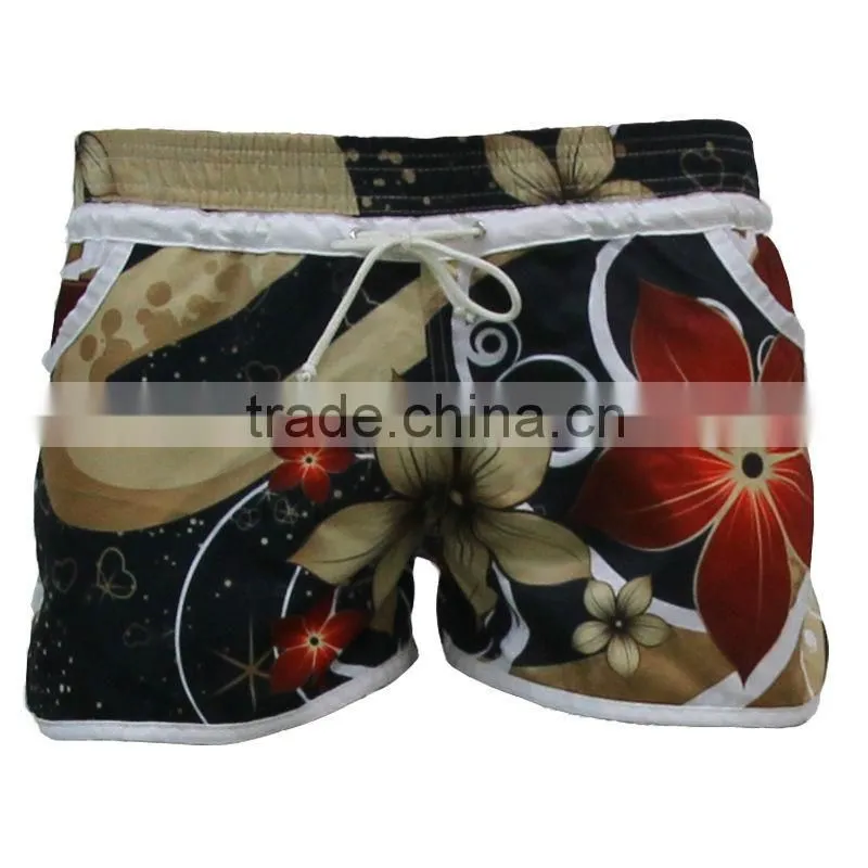 Photo Women Nude Chinese Beachwear