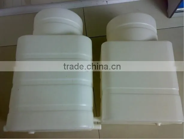 OEM blow molding plastic auto spare parts water storage tank /Water tank of car