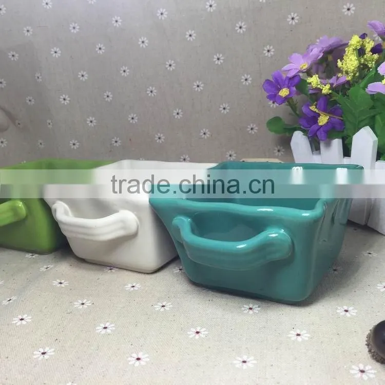 Stock Bakeware on sale, square shape With Two Handle Cake Mould Bakeware