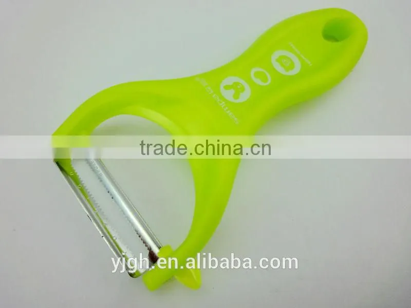 Nice look lovely plastic handle serrated peeler with potato eye dig