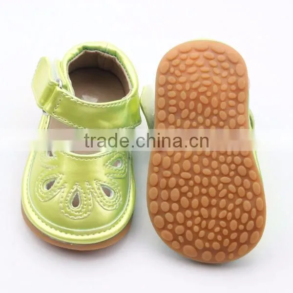 Wholesale fancy color kids squeaky shoes wholesale