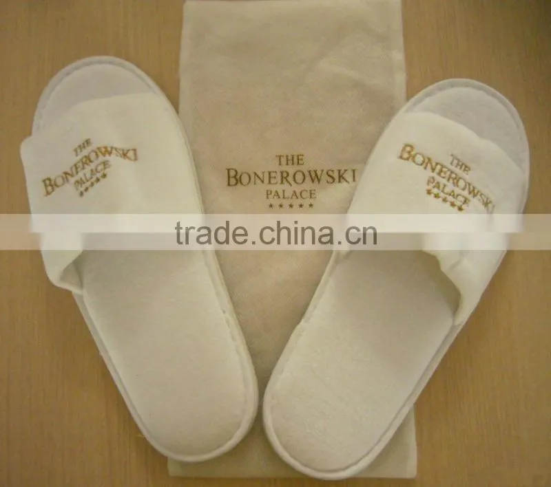 2016 Soft feeling wholesale white velour embroidery cheap hotel slipper