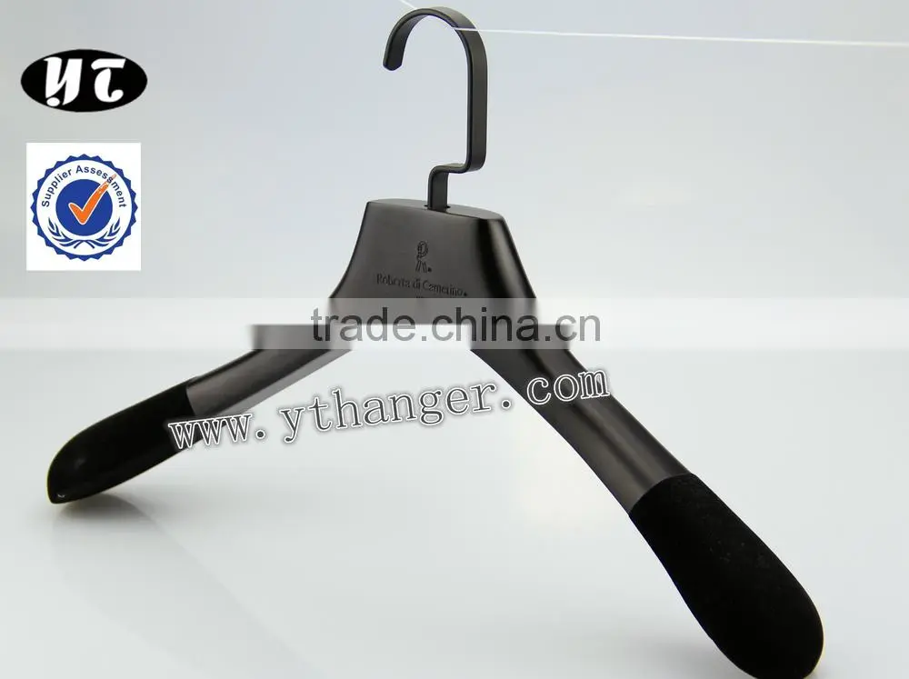 Customized Wooden Men Coat Hanger
