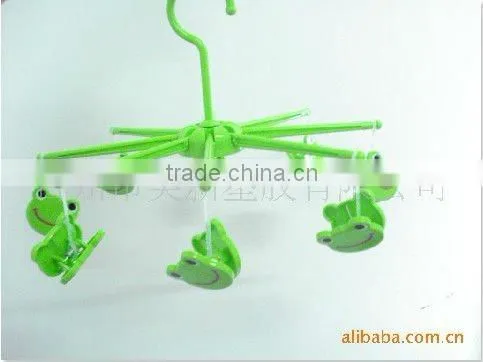 Plastic cartoon /animal mini frog hanger