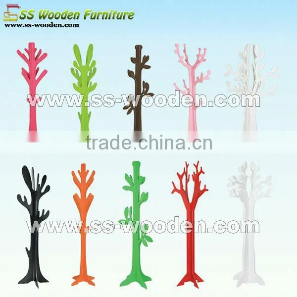 Wooden Tree Shaped clothing hangers TH-1204040A
