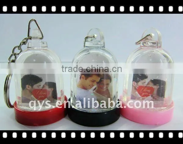 Photo Insert Snow Globe Key Chain for Lovers