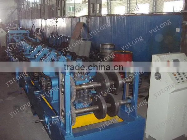 Hot sale c&z shape roll forming machine