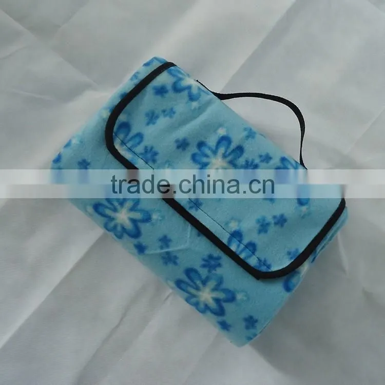 fold into a bag portable convenient taking printed polar fleece/pvc/peva water & sand proof resistant beach blanket