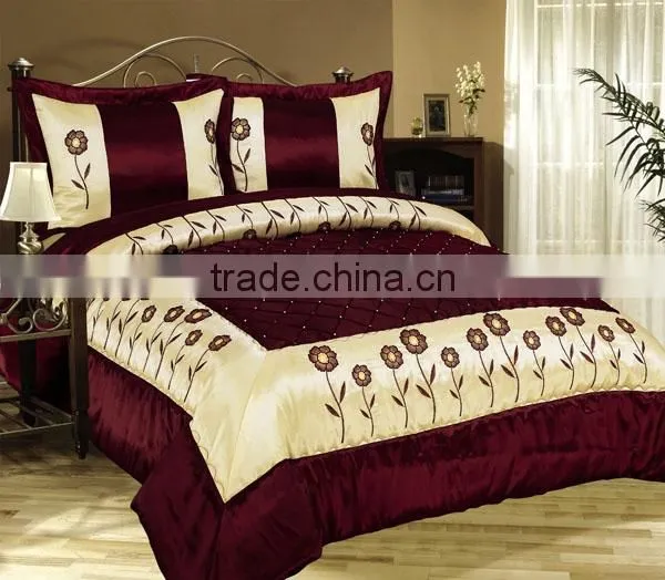 3Pcs Embroidery Comforter Set