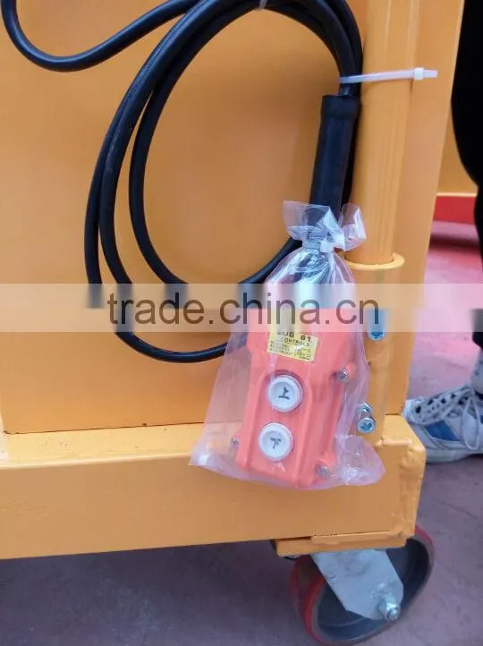 Custom-made!2Tons manual small DC battery hydraulic scissor lift platform for delivery of goods