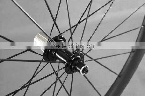 700C clincher carbon wheelset powerway R13 hubs 10/11s carbon wheels W40C