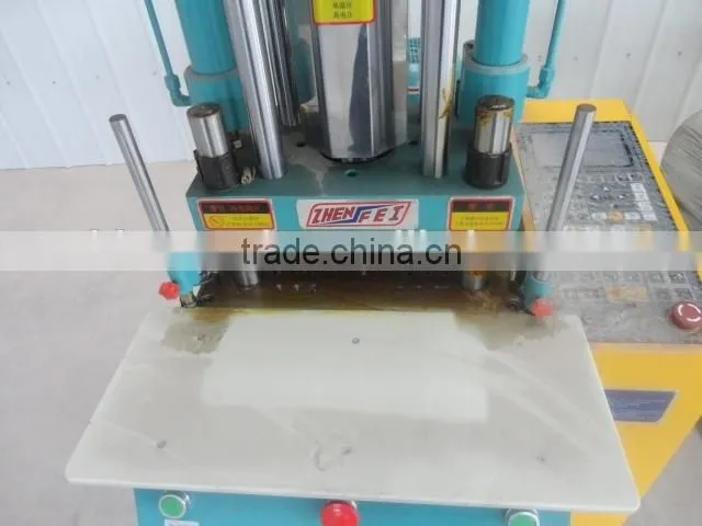 mini vertical plastic injection modling machinery for USA