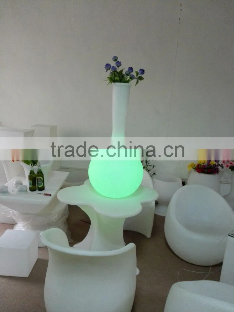 Factory directly selling Rechargeable or not optional Plastic Led Flower Pot