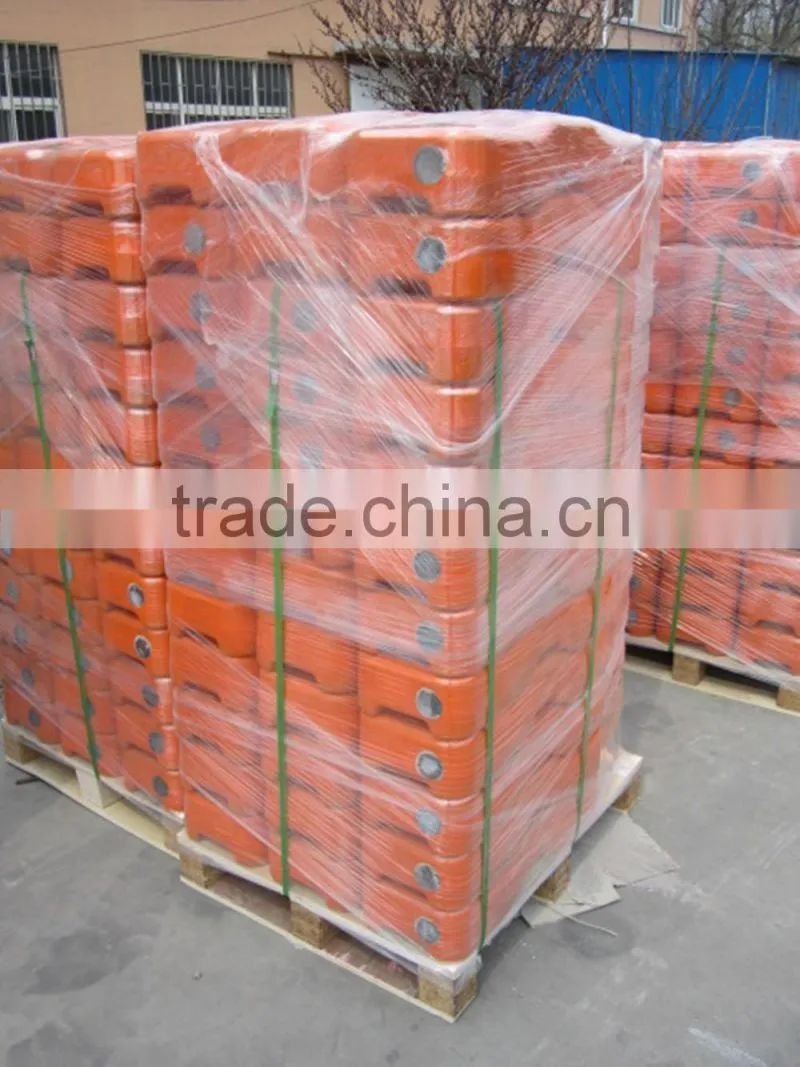 2016 the best selling HDPE UV orange color portable outdoor temporary fence base